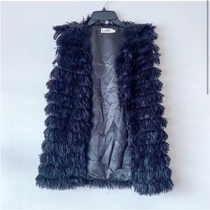 Lark Faux Fur Vest, Black, size XS